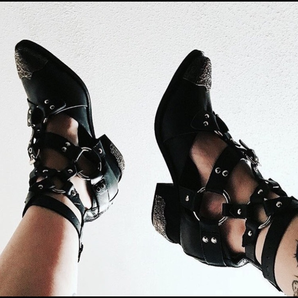 Jeffrey Campbell Temeku Size 9